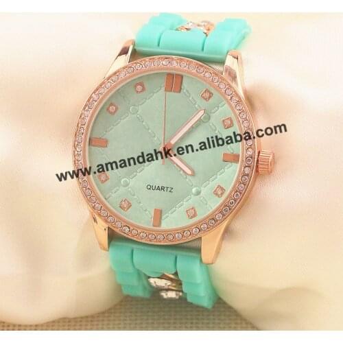 100pcs/lot 3253 Wholesale Hot Sale Grid Rhinestone Watch Gold Alloy Chain Bracelet Silicone Watches Fashion Girl Watches