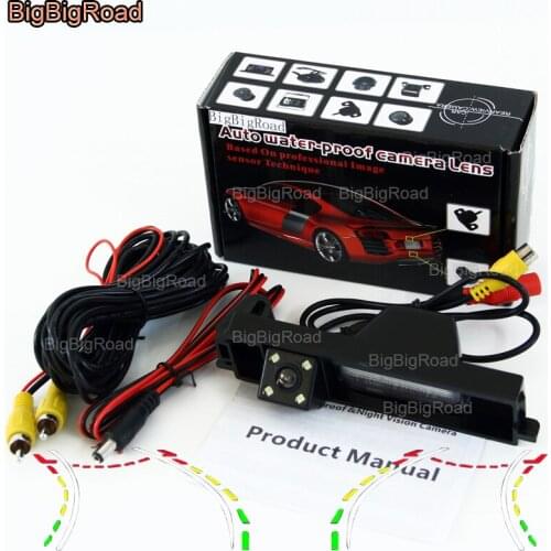 BigBigRoad Car Intelligent Dynamic Track Rear View Camera Backup Reversing Camera For Toyota Rav4 / Chery Tiggo 2009 / A3 sedan