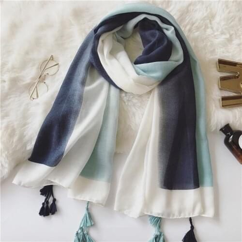 New Gradient Solid Color Cotton Tassel Scarves Fashion Woman Seaside Holiday Sunscreen Beach Lady Shawl Female Pashmina