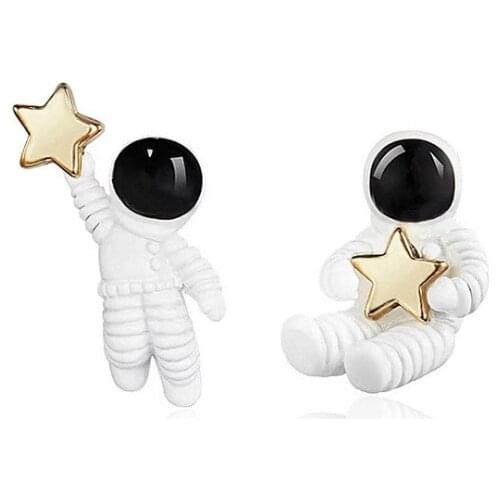 Creative Earrings Design Starry Sky Space Star Earrings Cute Astronaut Asymmetrical Small Stud Earrings For Women Girl Gift