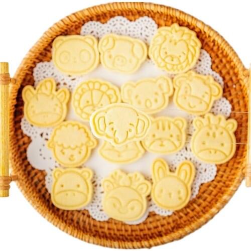 Cute Cartoon Animal Cookie Cutter Sugar Crafts Mold Plastic Cake Moulds Cookie Stamp Cutter Cake Baking Mould Kitchen Tools