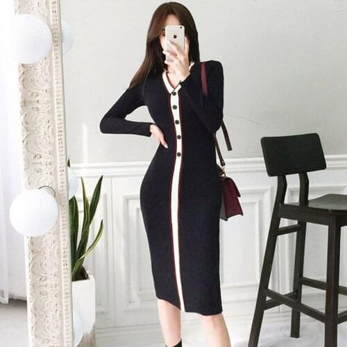 New Fashion Designer Contrast Color Knitted Full Dress Women Winter Long Sleeve V-neck Button Package Hip Bodycon Sweater Dress