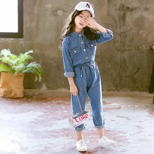 Childrens clothing girls autumn 2018 Korean version of the new denim suit baby spring and autumn fashion childrens two-piece