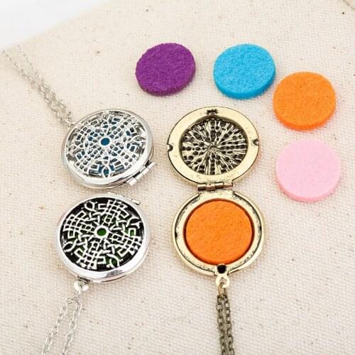 Free Felt Pads Essential Oils Diffuser Necklace Glow Pads Aromatherapy Diffuser Necklace Pendant Women Costume Jewelry
