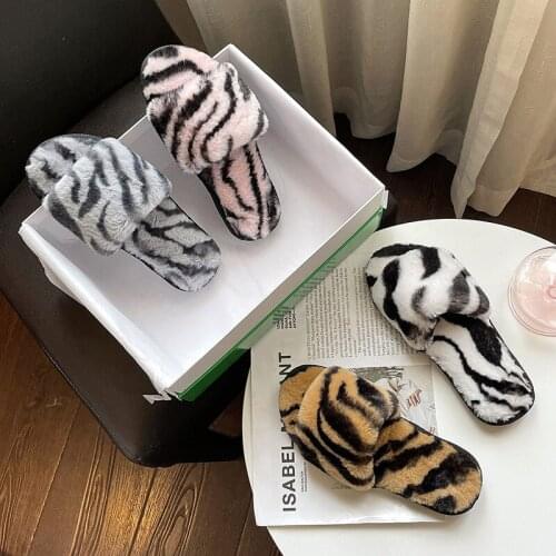 Winter Women Slippers Female Solid Indoor Non-Slip Breathable Cow Pattern Shoes Flock Comfortable Womens Slippers 2021 New