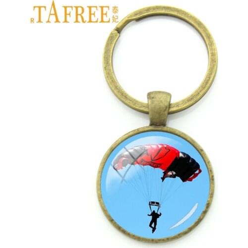 TAFREE Bag Key Pendant Skydiver Figure Silhouette Key Chain Charm Skydiving Parachute Round Glass Alloy Keychain Gift SD32