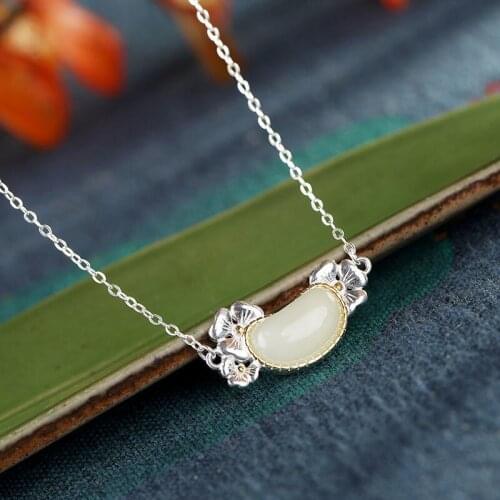Palace Style Natural Hetian Jade White Jade Plum Set Chain S925 Sterling Silver Clavicle Chain Ancient Style Flower Set Chain Or