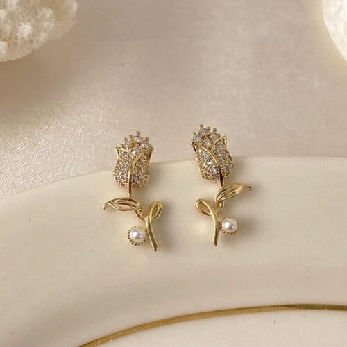 Retro Simplicity Imitation Pearl Earring For Women Fashion Tulip Flowers Gold Color Stud Earrings 2021 Trend Personality Jewelry