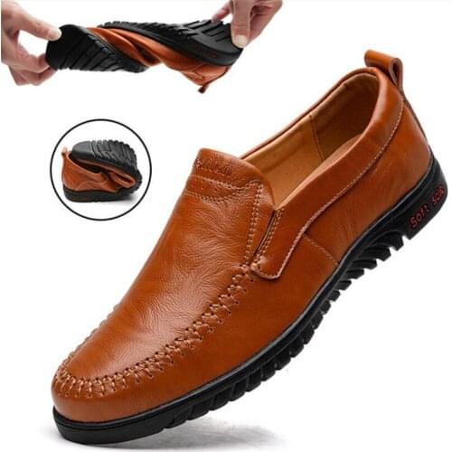 Autumn Men Shoes Genuine leather Comfortable Men Casual Shoes Footwear Chaussures Flats Men Slip On Lazy Shoes Zapatos Hombre 47