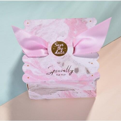 10Pcs Pink Red Wedding Candy Box European Bride Groom Gift Favour Boxes Specially Mini Chocolate Box With Ribbon Party Supplies