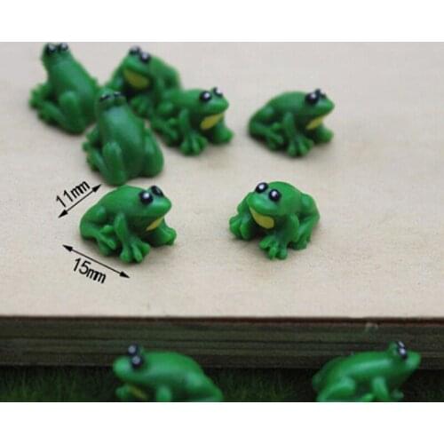2 Pcs/lot Cute Little Frog Doll House Miniatures Fairy Garden Gnome Moss Terrarium Decor Crafts DIY Supplies Figurine