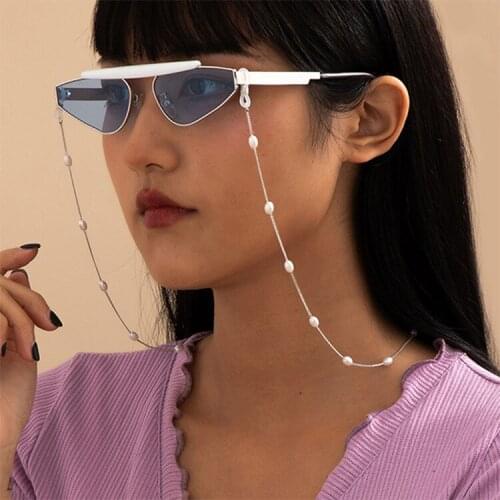 2021 Simple Glasses Chain Imitation Pearl Beaded Sunglasses Chain Anti-lost Glasses Chain Holder for Unisex Jewelry