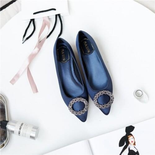 Women Flats Shoes Ballerina Loafers Wedding Crystal Lady Slip On Moccasins Pointed Toe Shallow Single Shoes Plus Size 43 44 45