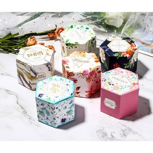 Hexagon Printed Kraft Favor Box Wedding Birthday Baby Shower Chocolate Soap Treat Gift Wrap Boxes Party Decoration 2.44"