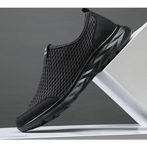 2021 Men Running Shoes Comfortable Sport Shoes Men Trend Lightweight Walking Shoes Men Sneakers Breathable Zapatillas Size 36-48