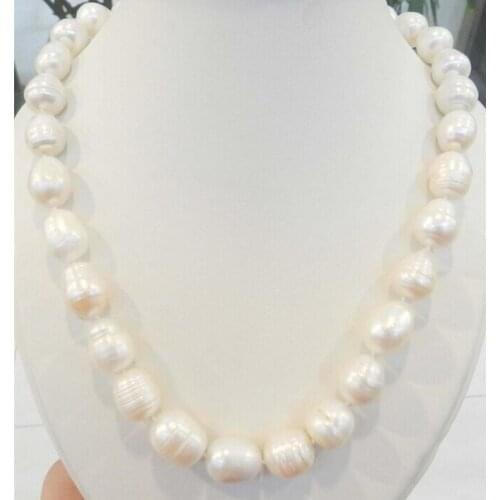 BIG RICE SHAPE 10-11MM WHITE Freshwater NATURAL PEARL NECKLACE 18"