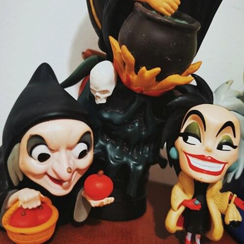 1PCS 6-8CM Disney villain Snow White stepmother evil kuira Collect ornaments
