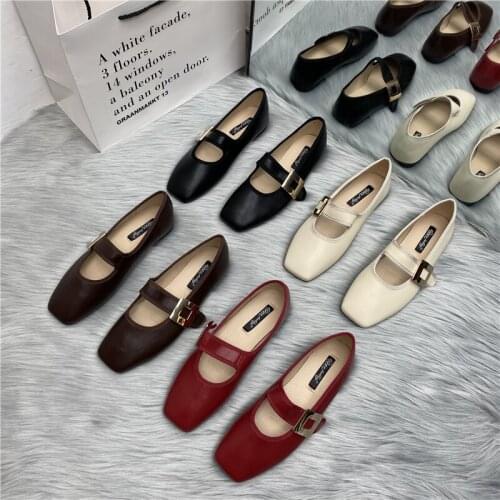 Bailamos Women's Oxfords