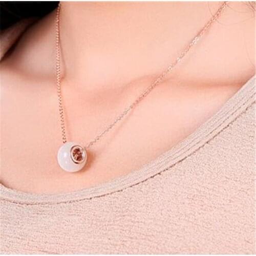 Korean Version Retro Cat 's Eye Stone Hollow Beaded Pendant Necklace Beads Sweater Chain Women Girls Fashion Jewelry Accessories