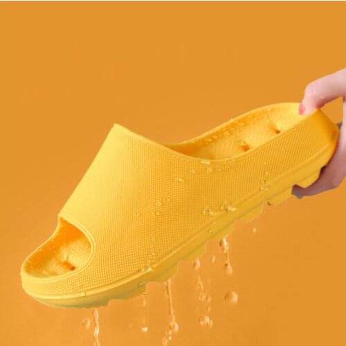 Summer Couple Slippers House Femininos Non-slip Women Bath Thick Soft Flat Shoes Bathroom Platform Sapatos Pantuflas Chaussure