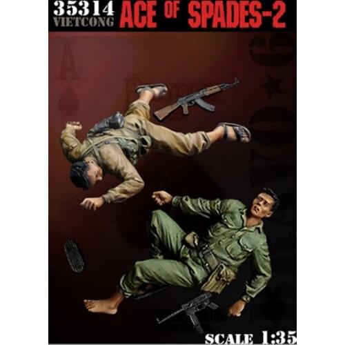 Two resin soldiers in the Vietnam War 1:35