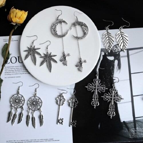2020 New Trendy Vintage Leaf Shape Dangle Earrings for Women Girl Retro Drop Earrings Unique Earring Jewelry Wholesale