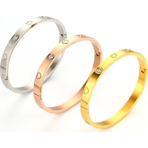 Stainless Steel Bracelet For Women Cuff Bracelets For Girls Charm Heart Fashion Jewelry Accessories Women Jewelry Free Shipping