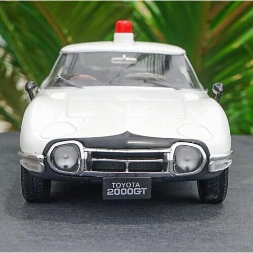 1:18 Triple 9 1967 Toyota 2000 Gt Gloss Red Color Metal Car Model with Small Gift