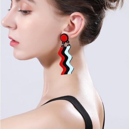 New Arrival Mix Color Abstract Long Tassel Sea Waves Acrylic Drop Earrings Exaggerated Creative Geometric Dangle Earrings Women