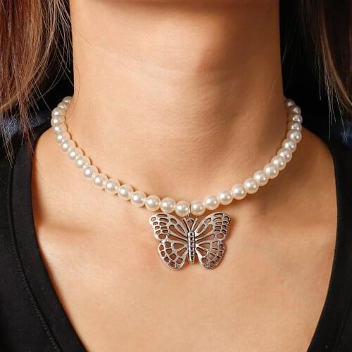 Luxury Pearl Choker Necklaces for Women Vintage Hollow Silver Color Butterfly Pendants Necklaces Trendy Jewelry Girl Gift