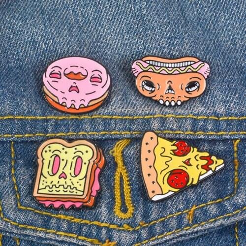 1PCS Originality Exquisite Human Skeleton Food Heat Dog Toast Pizza Sweet Circle Brooch Cowboy Badge Lead Needle