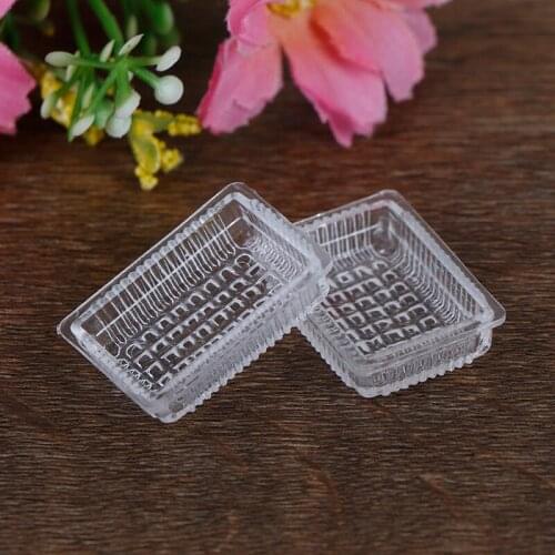 2pcs Resin Cane Basket Miniature Fast Food Tray Serving Plate Dish Dessert Tray Tableware Dollhouse Miniature Kitchen Home Decor