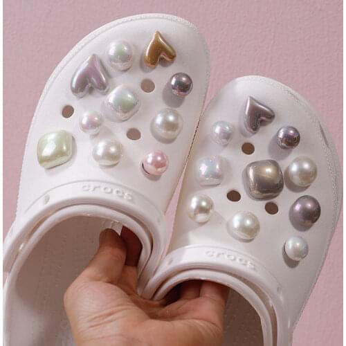 2021 Luxury DIY Clogs Shoe Charms Vitality Croc Charms Designer Fashion Cute Shoes Charms for Croc Women Sweet Shoes Decoration