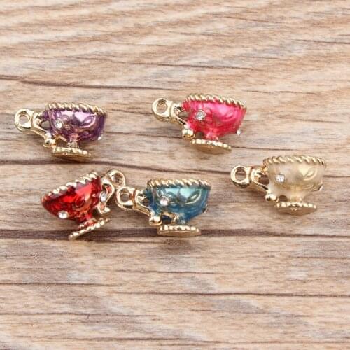 Cute Zinc Alloy Enamel Charms Mini Prince Princess Dangle Charms Pendants For Necklace DIY Handmade Jewelry Findings Accessories