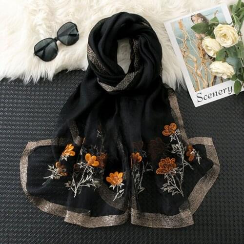 Rushed 2020 Women Silk Wool Scarf Warm Shawls Lady Wraps Bufanda Floral Pashmina Embroidery Scarves Foulard Bandana Hijab