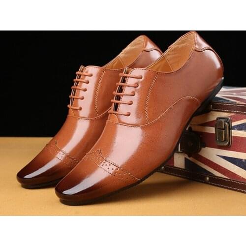 Brand Brogue Brown Black Men Business Dress Shoes Pointed Toe Mens Wedding Shoes Genuine Leather Formal Shoes Casual Flats