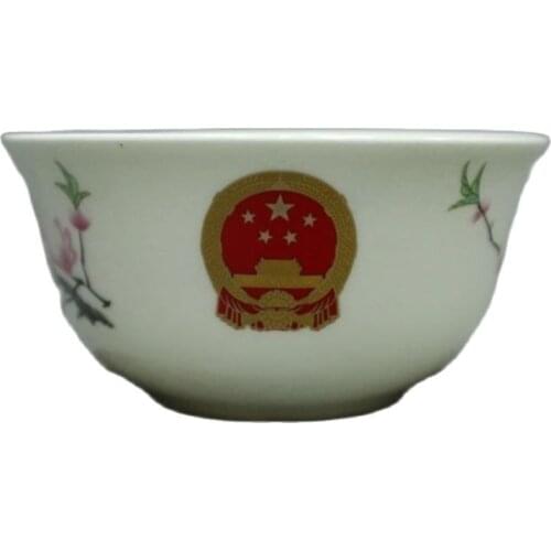 Chinese old porcelain bowls with blue and white Dragon and Phoenix porcelain bowl