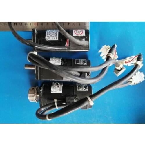 SGMAH-01AAA41 servo motor , used in good condition . 80% appearance new , good working , free shipping