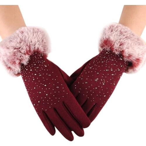 Women Full Finger Gloves Faux Fur Thicken Winter Warm Touch Screen Mittens Female Sequin Cashmere Gloves Hand Warmer Outdoor