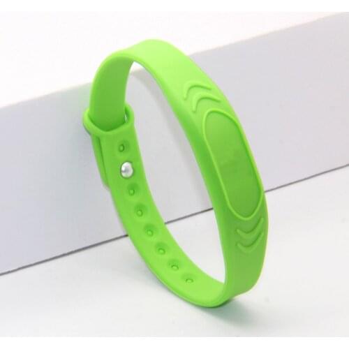 100pcs 13.56Mhz Adjustable RFID Smart Wristbands in green color