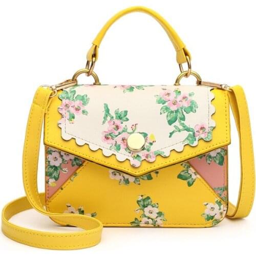 Fashion designer Shoulder Bags Retro Casual Women Totes crossbody bags Female Leather chest Chain Handbag for Women 2021