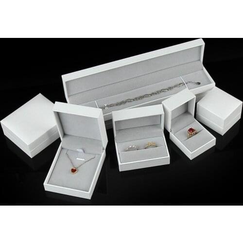New arrival multi size White leather high-grade jewelry box ring&necklace&bracelet jewelry storage box gift packaging box