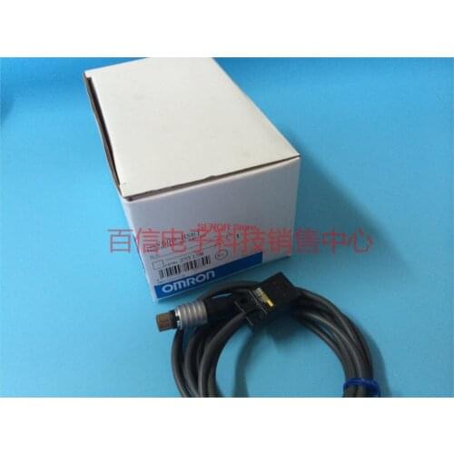 Spot special offer Proximity switch V600-HS61 genuine