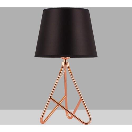 Modern personality creative table lamp living room bedroom bedside villa model room light luxury simple lamp