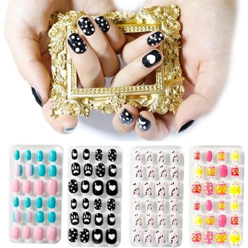 24Pcs/box Full Cover False Nails Press On Self Adhesive Nail Manicure Tips Candy Color Fake Nails Nail Art for Children Kids