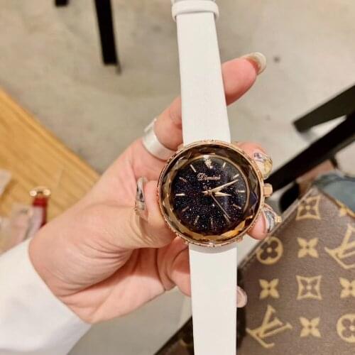 Lovely Perfect Round Watches for Women Luxury Crystals Wrist watch Candy Colors Real Leather Watch Quartz Girls Students Montre