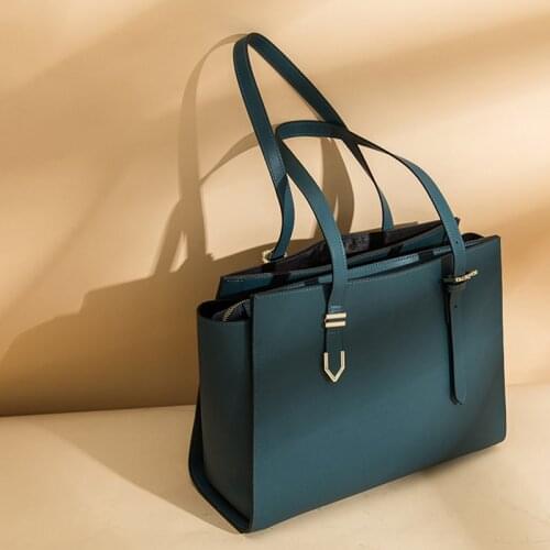 2021 New Womens Fashion Cow Leather Large Capacity Tote Bag Womens New Large Capacity Handbag