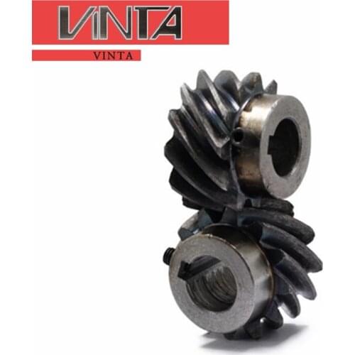 45 degree helical gear Spiral gear Right-hand helical gear Instead of bevel gears Helical gear with strong wear resistance