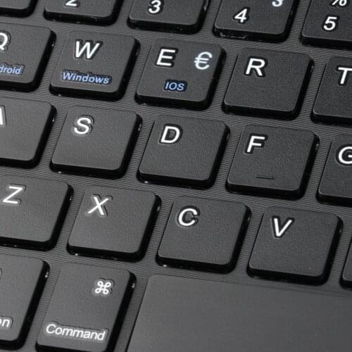 Compact Lightweight Bluetooth Keyboard and Mouse Portuguese for Smartphone