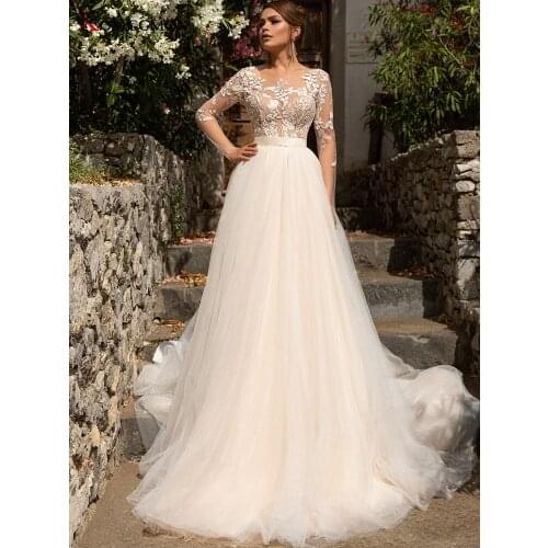 High-End Full Sleeve Embroidery Appliques Tulle Bridal Ball Gown Custom Made O-Neck Button Back Chapel Train Wedding Dress